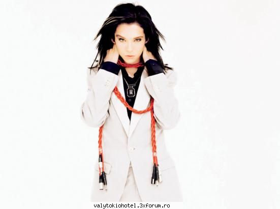 bill si engleza - stie ji una ji alta,dar la engleza parca are - ~~Bill~~